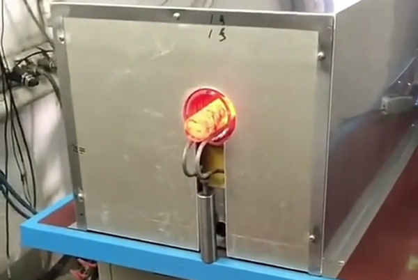 160KW超音频简易锻造加热炉，一拖二加热圆柱毛坯钢材料(图4)
