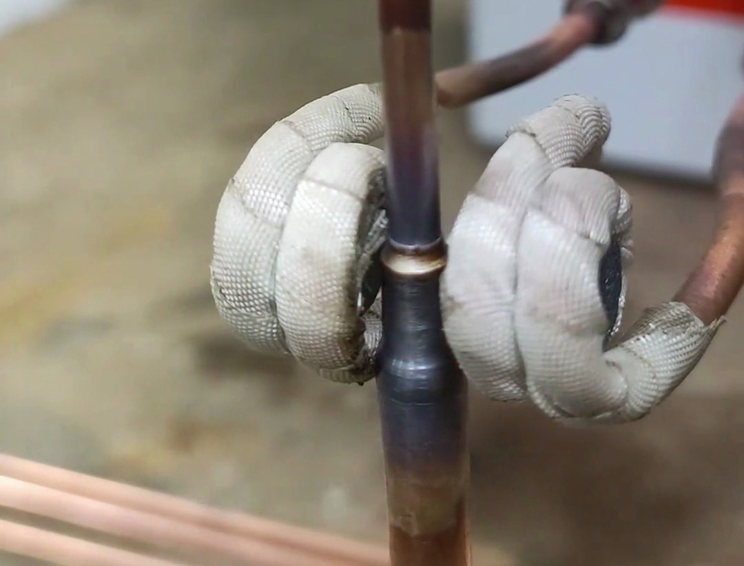 这种焊接方法你知道吗？高频焊接设备无焊点焊接铜管全